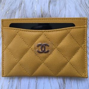 Authentic BNIB CHANEL classic card holder